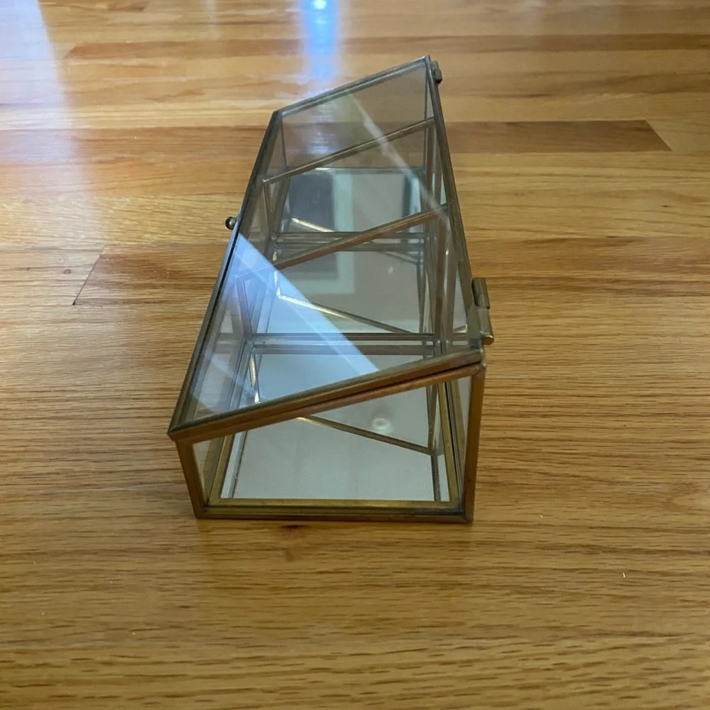 Decorative Container - Picture 3 of 4